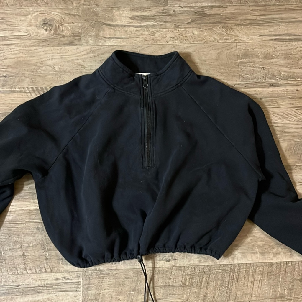 Active Tops